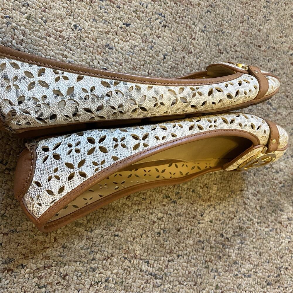 MichaelKors Fulton Cream Brown Gold Cut Out Perforated Moccasins Loafer Shoes 9M - Picture 11 of 12